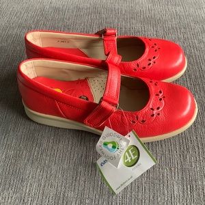 Easyb Kara by dbshoes size 6 (UK 4) 4E Width - Tomato